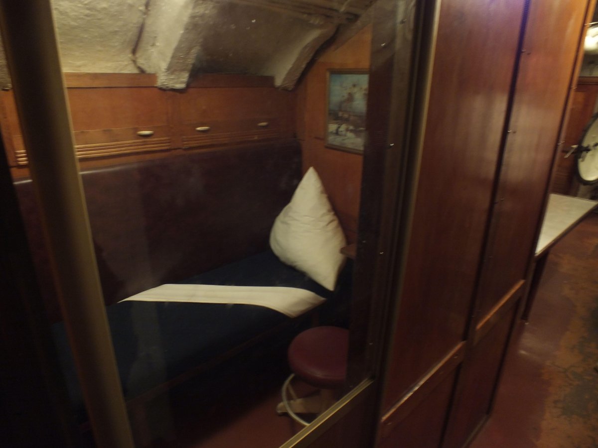 Каюта подводной лодки