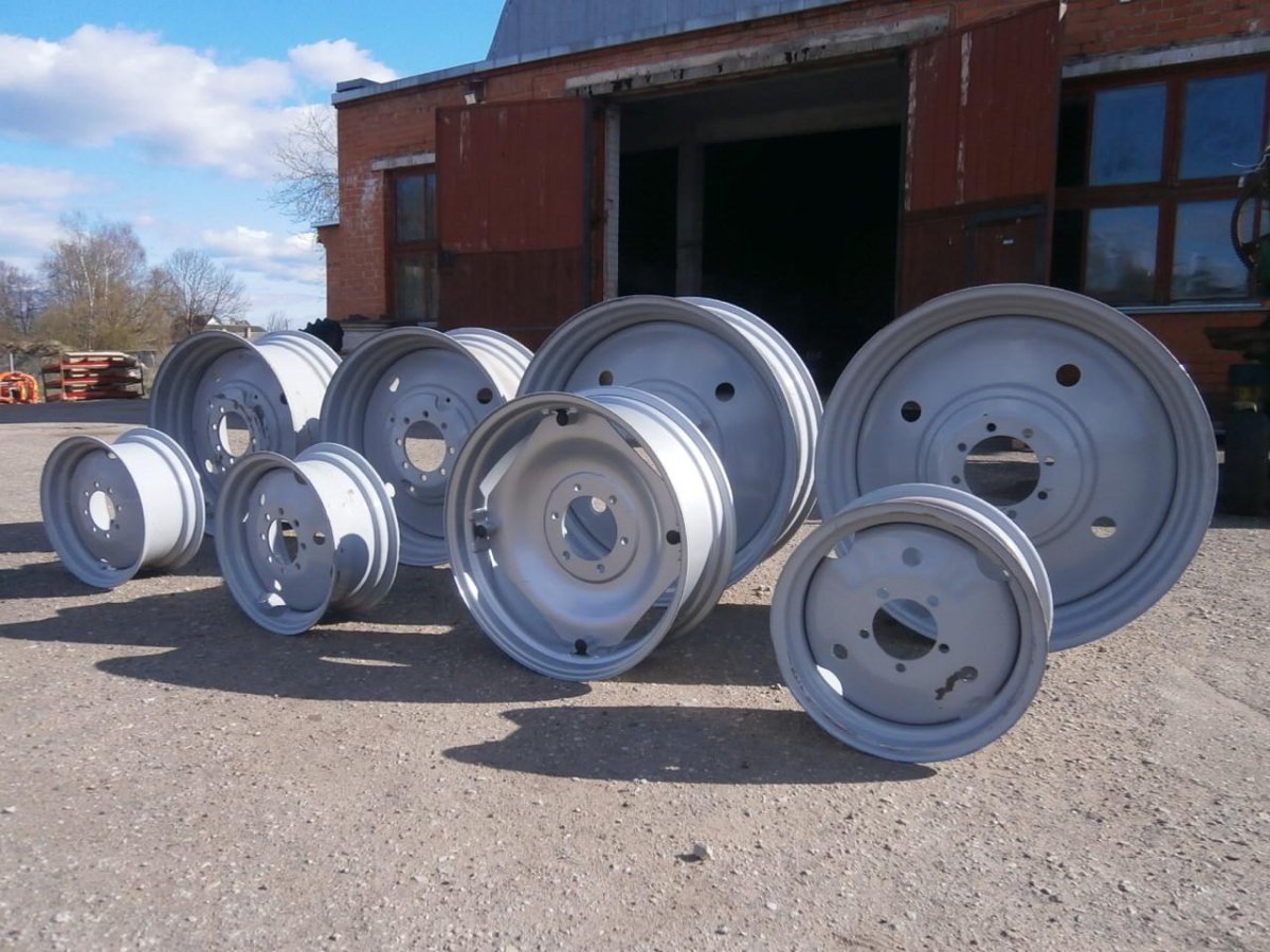 Диск колеса МТЗ 1221 передний