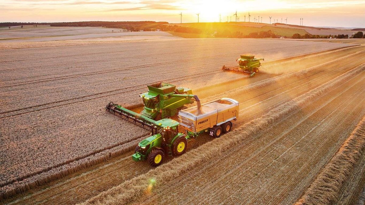 Сельхозтехника Джон Дир