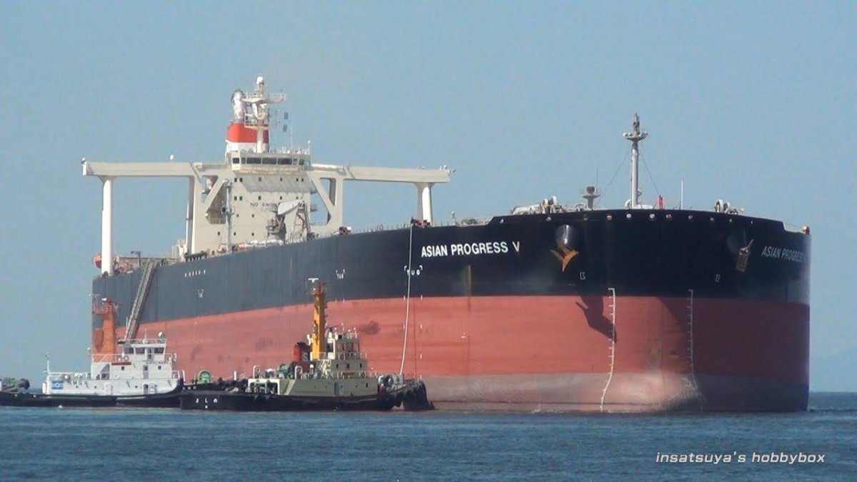 VLCC (very large crude Carrier)
