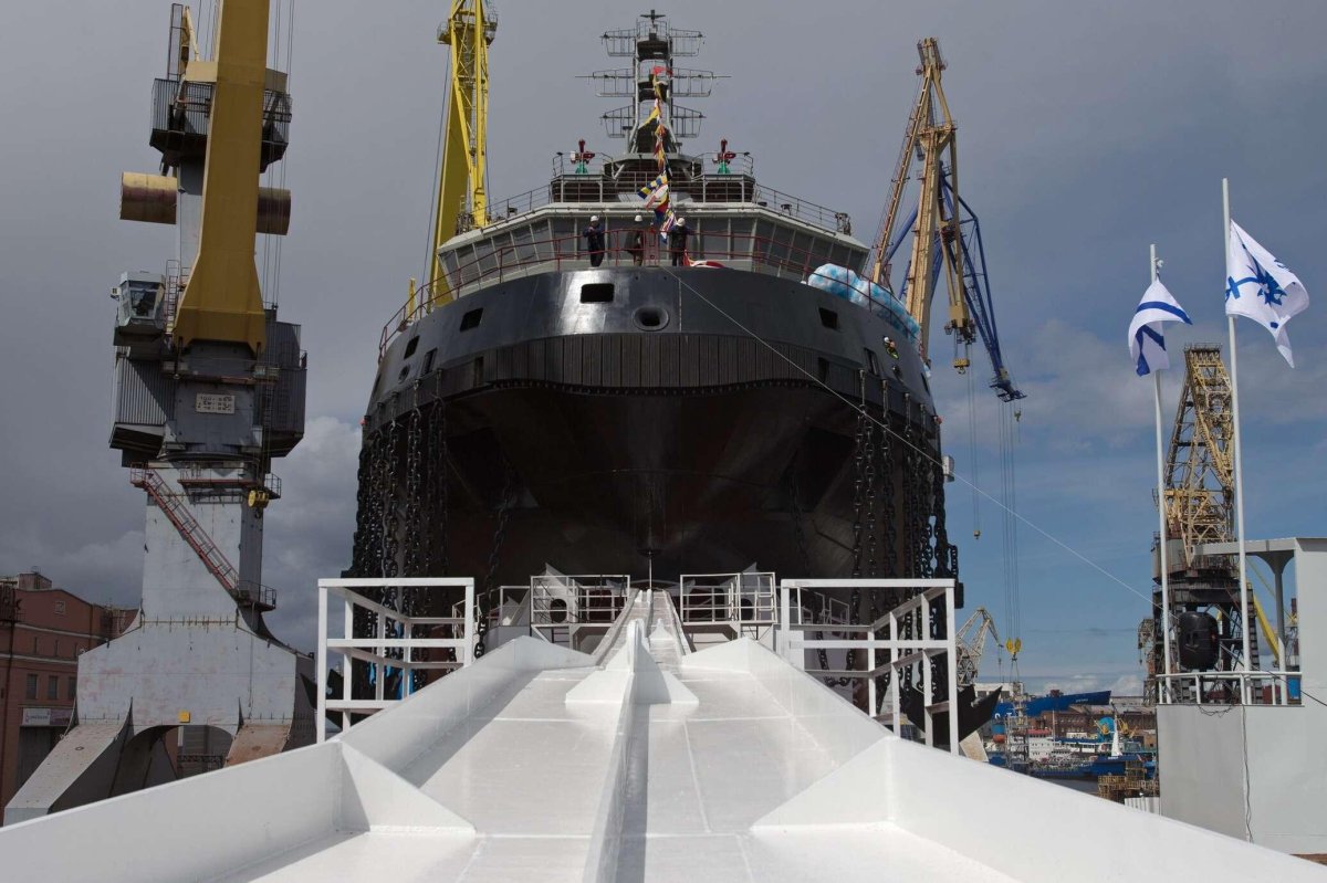 Дизель электрический ледокол Илья Муромец