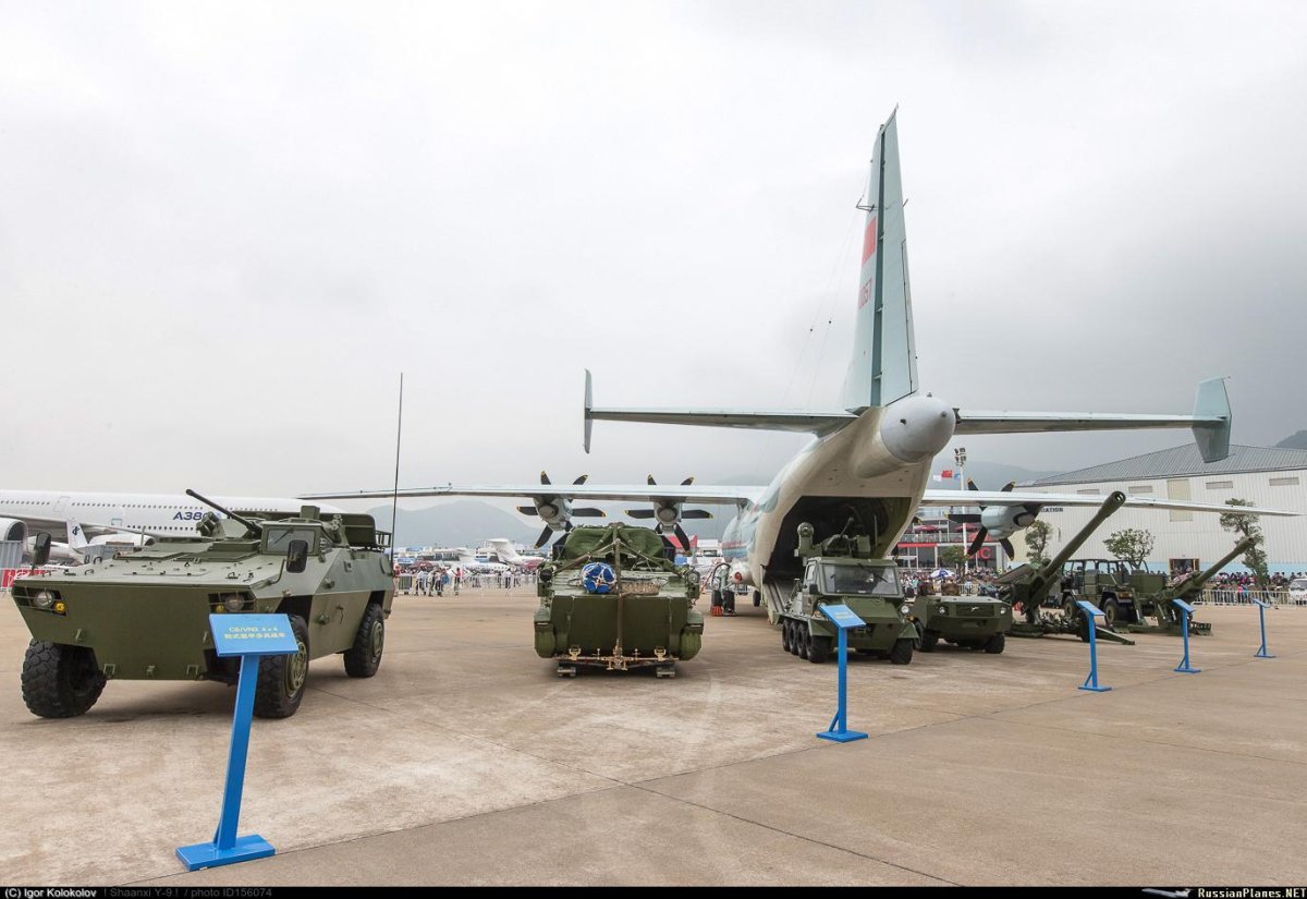 Самолет РЭБ Y-9