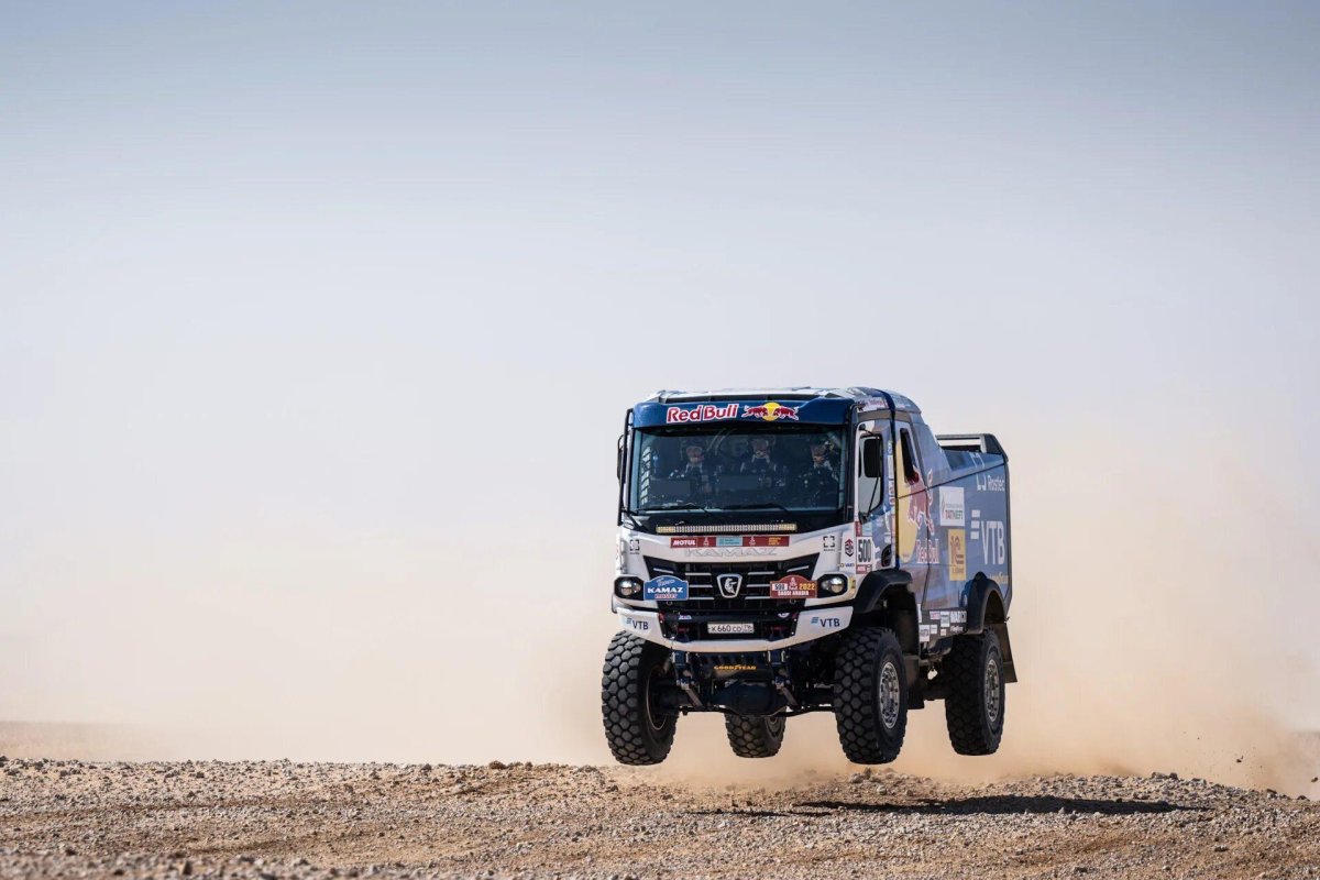 КАМАЗ мастер 2022 Грузовики