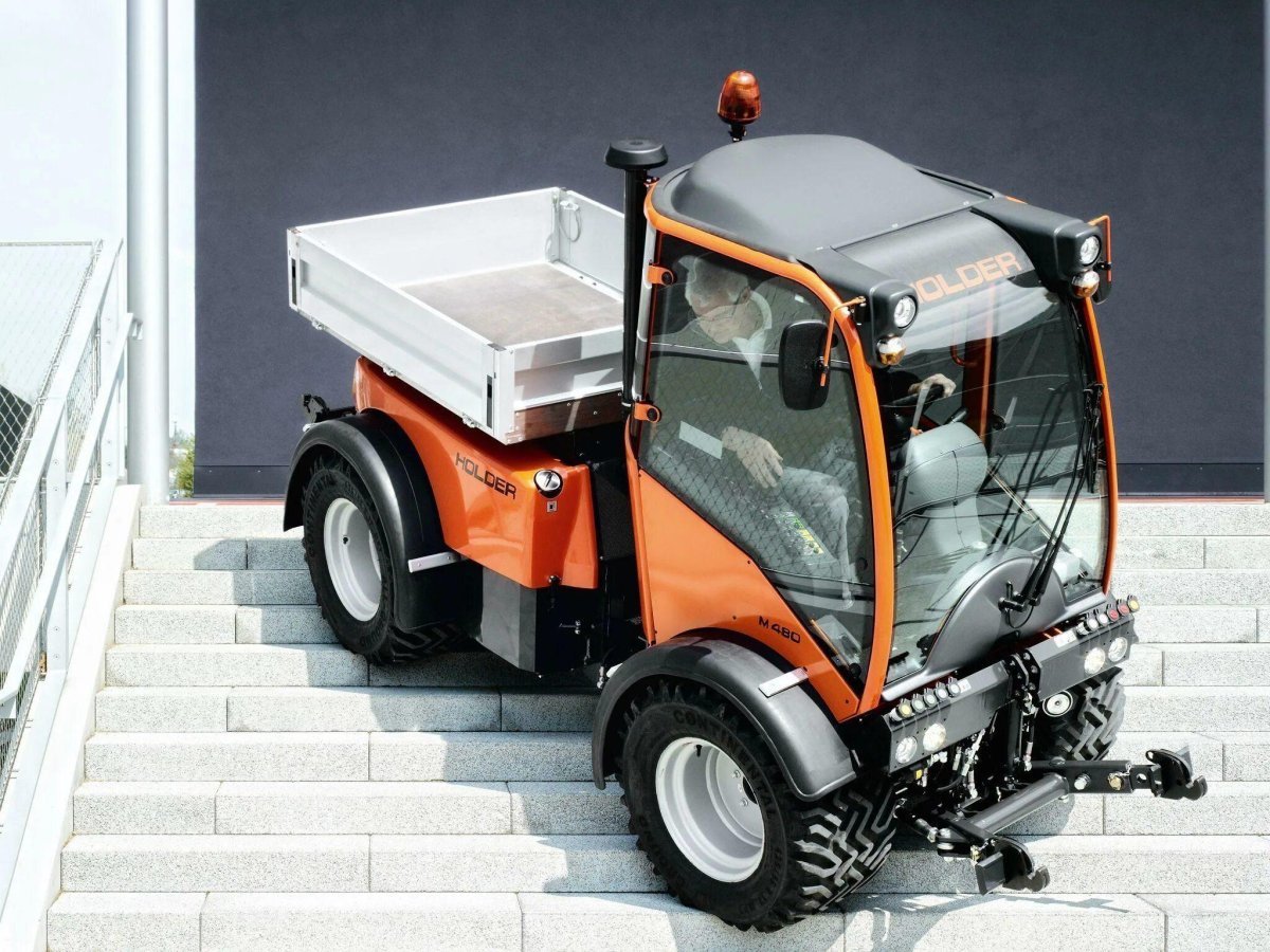 Коммунальная машина холдер м480