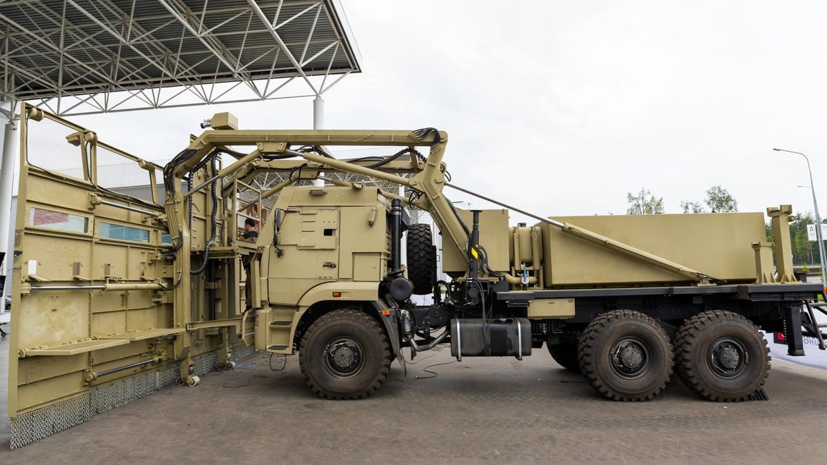 КАМАЗ щит Калашников