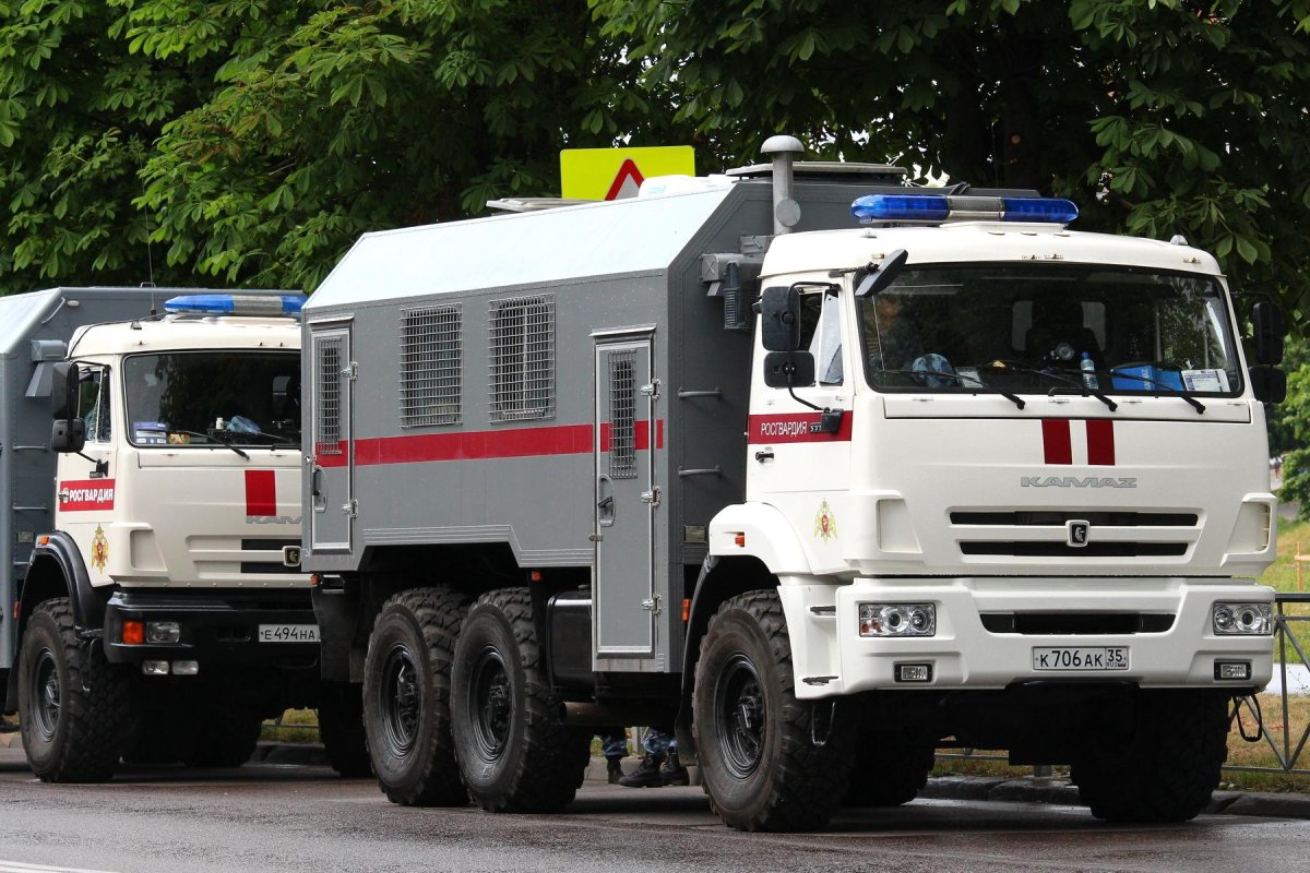 КАМАЗ 5350 ОМОН