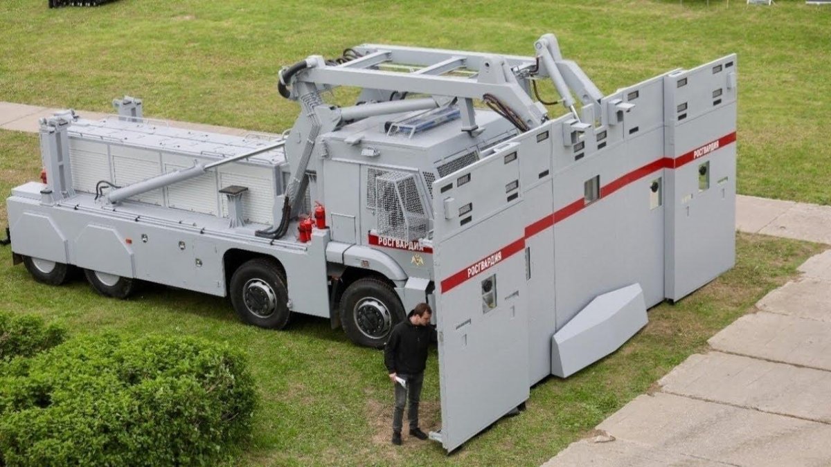 Комплекс стена Росгвардия