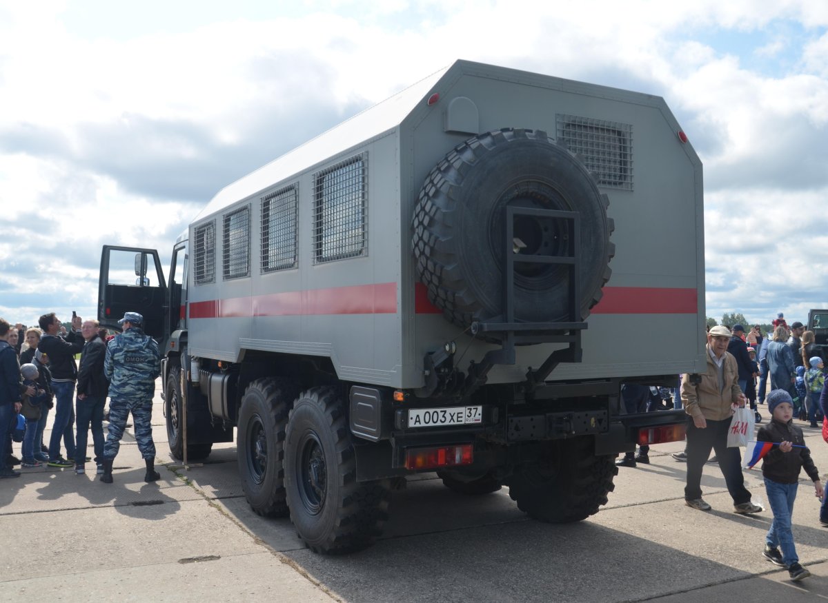 КАМАЗ 5350 ОМОН