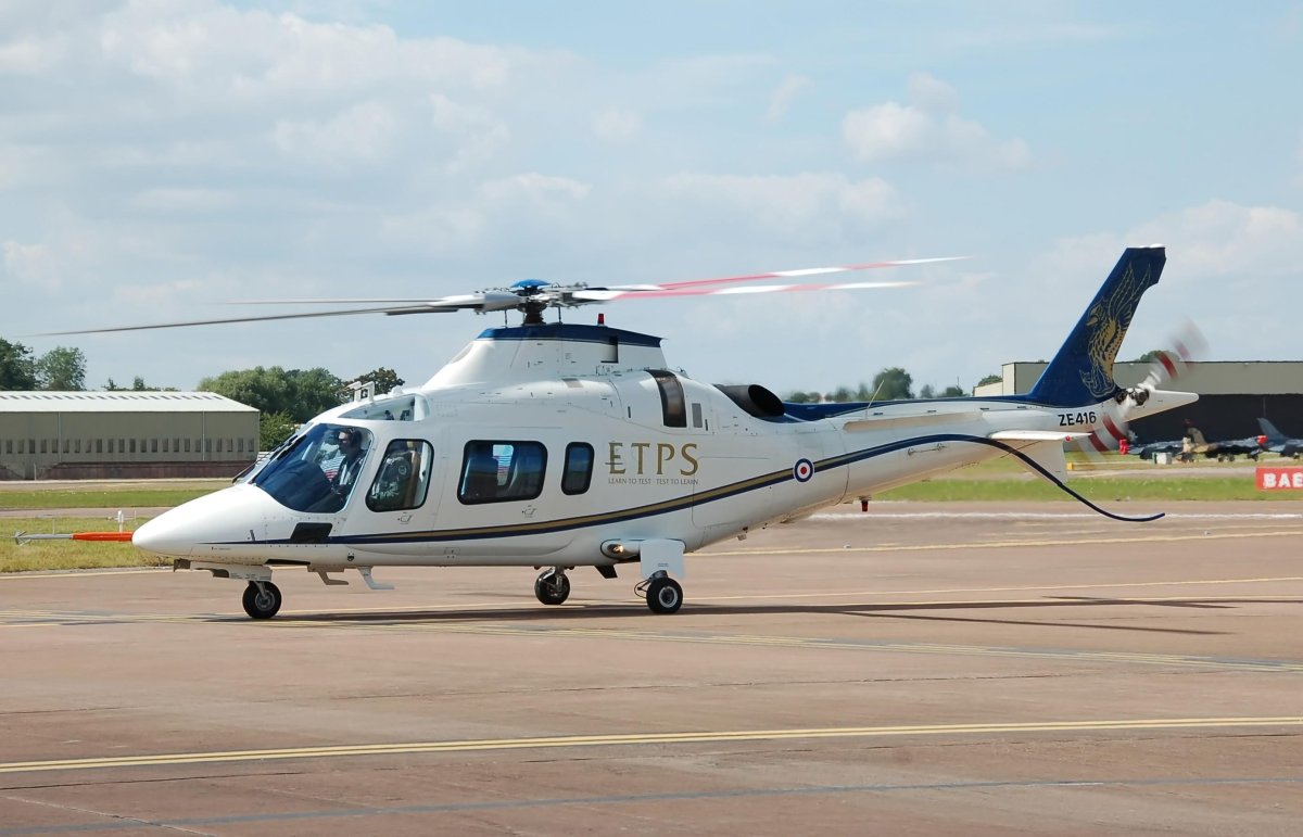 Вертолет AGUSTAWESTLAND aw109
