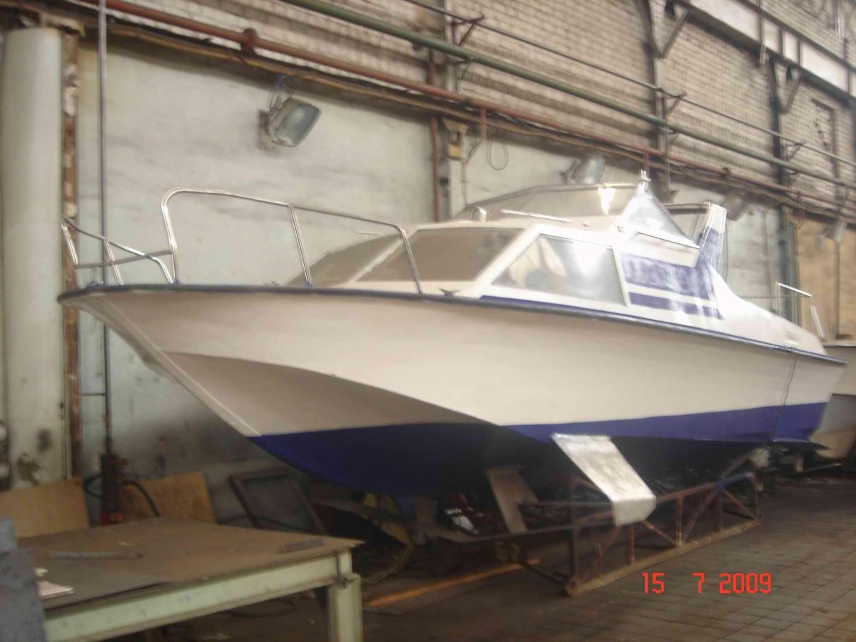 Катер Дельфин 2