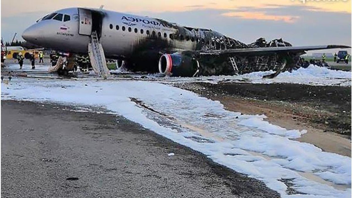 Катастрофа SSJ 100 В Шереметьево