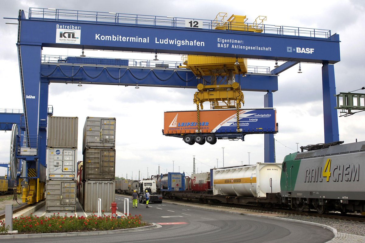 Контрейлерная платформа