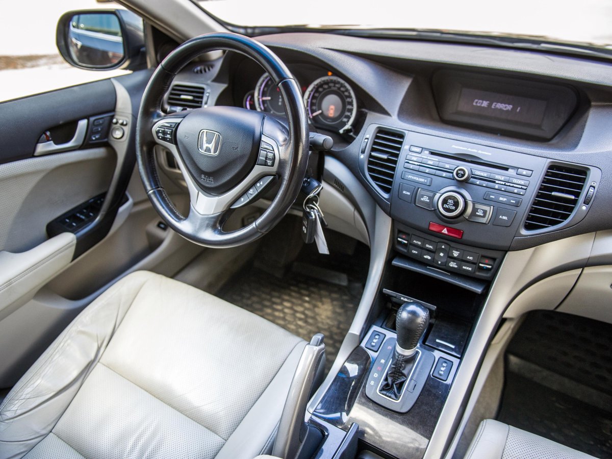 Honda Accord 8 салон