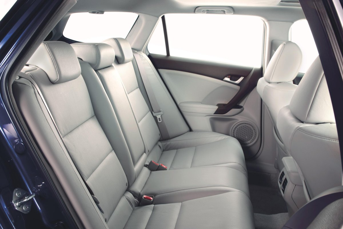 Honda Accord 2008 салон сзади