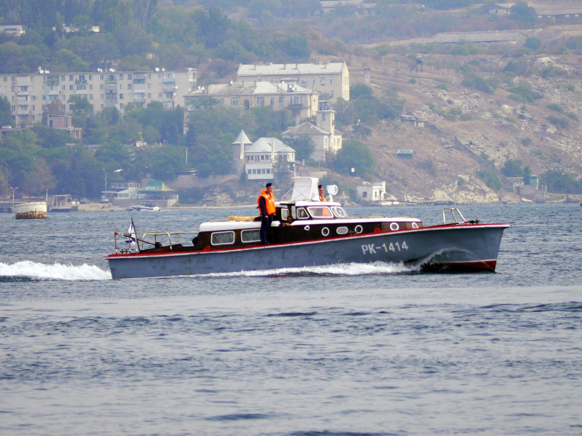 Рейдовый катер РК-1414