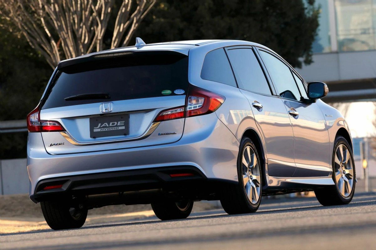 Хонда Джейд гибрид