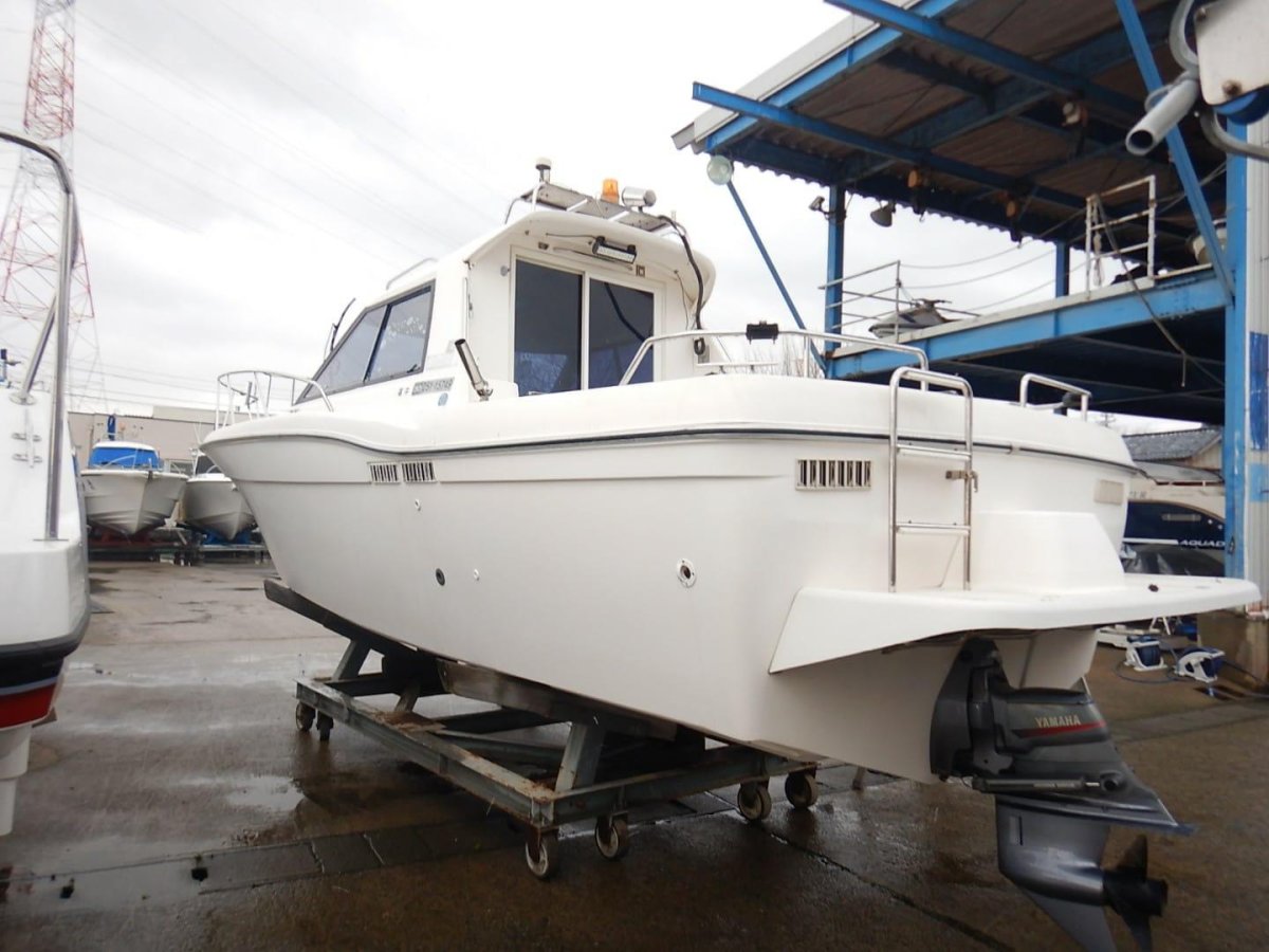 Катер Yamaha FC-27