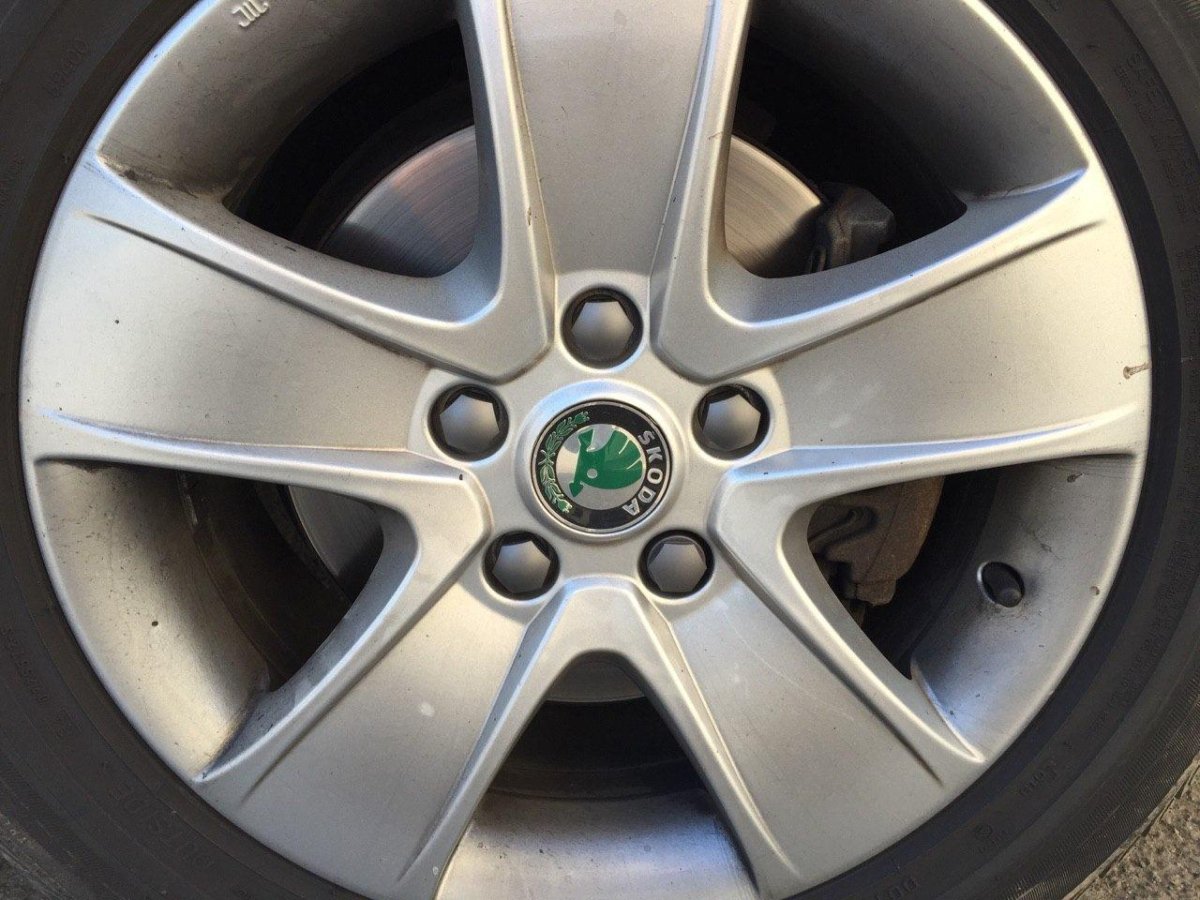 Шкода Октавия диски 15