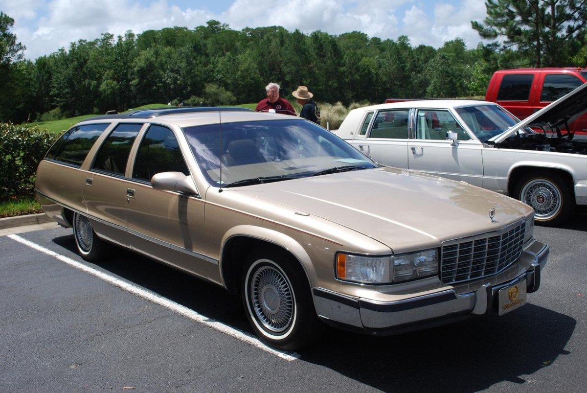 Cadillac Fleetwood универсал