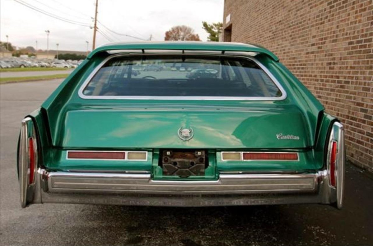 Cadillac Fleetwood 1976