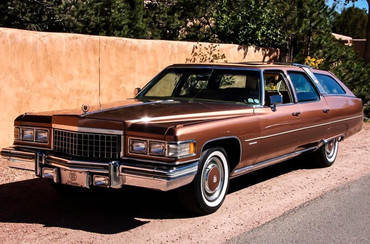 Cadillac Fleetwood 1975