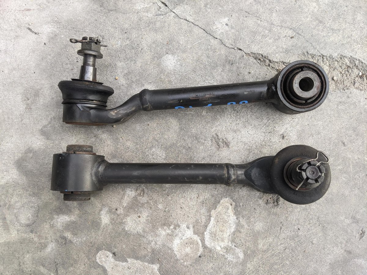 Задние развальные рычаги Аккорд 7