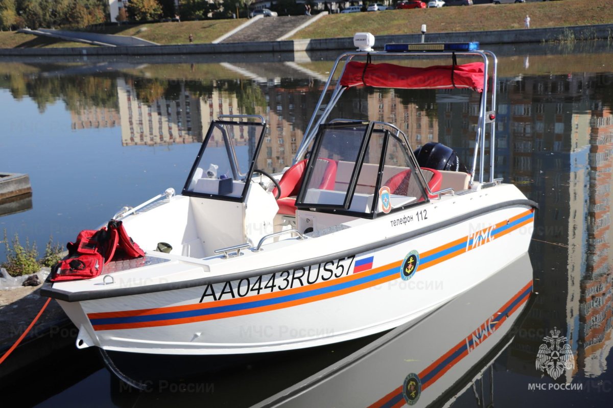 Катер ПК-500 МЧС