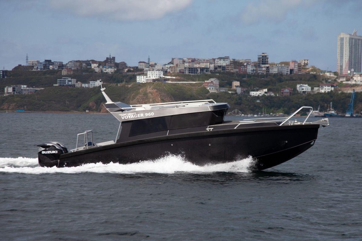 Вояджер 960 катер