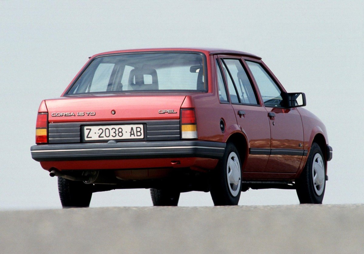 Opel Corsa sedan
