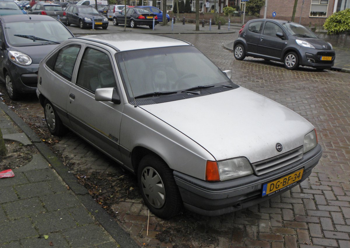 Opel Kadett 2000
