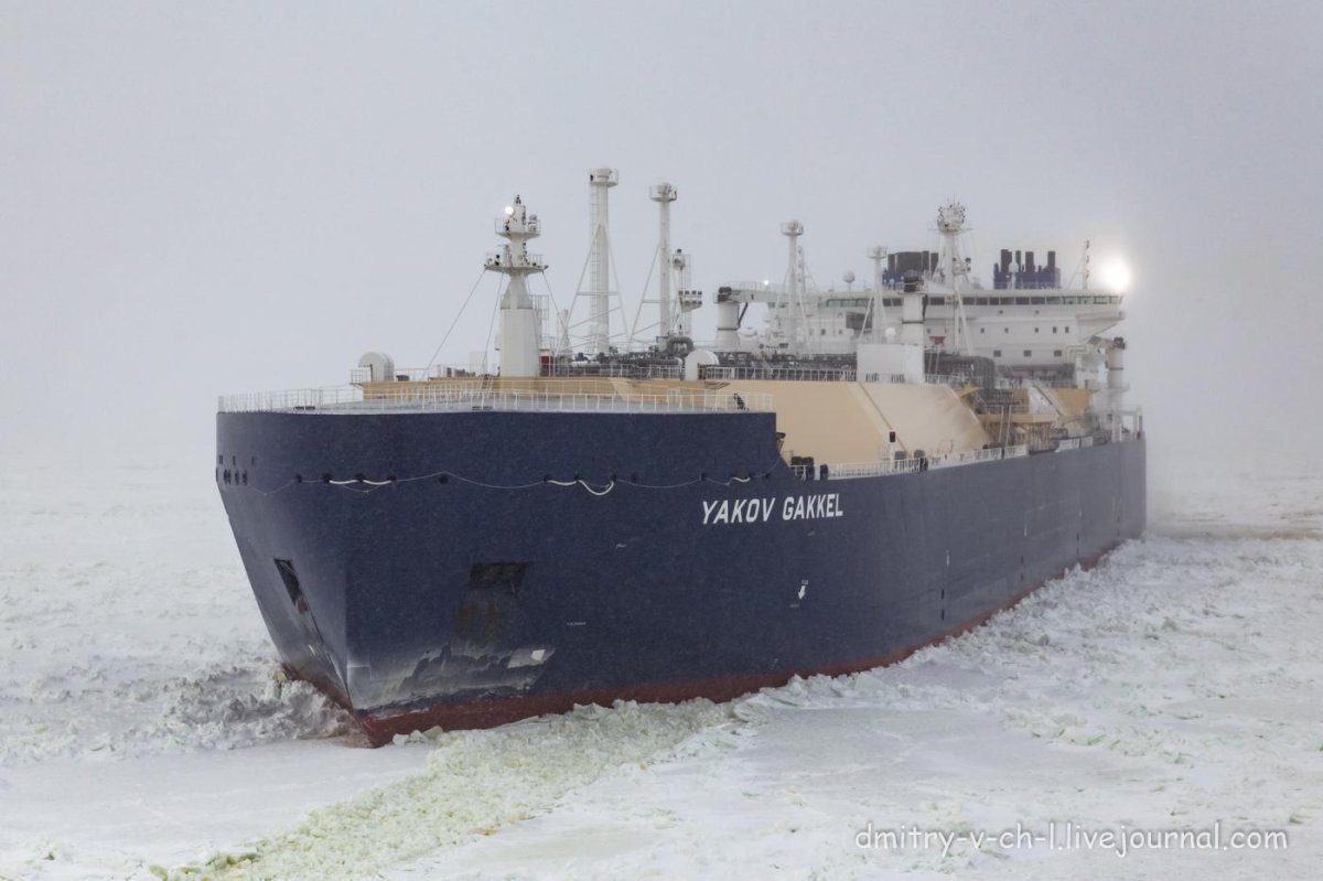 Ледокол Aker Arctic