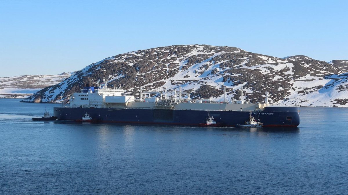 Буксир Damen ASD tug 2609 Ice