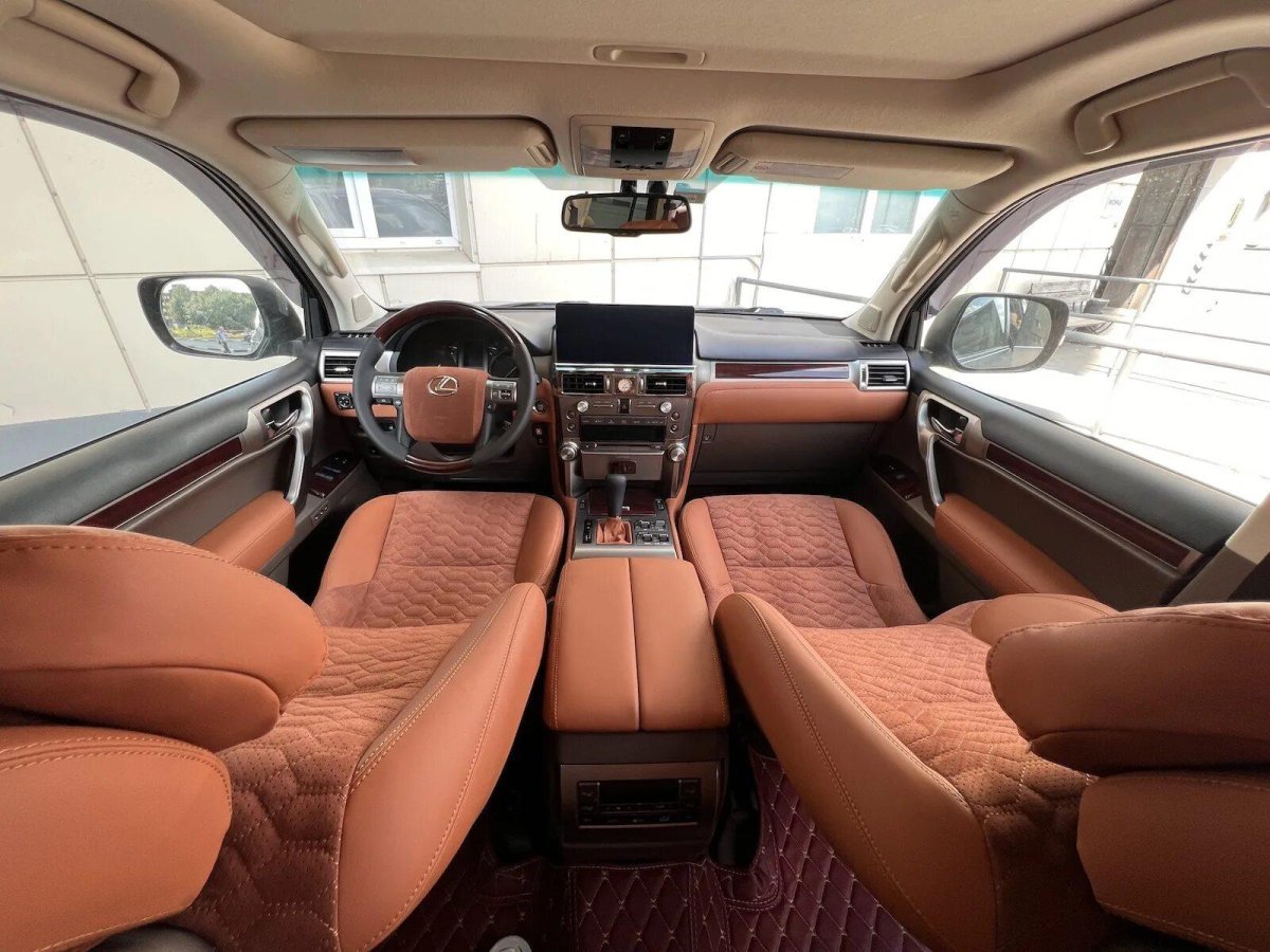 Кожаный салон Лексус