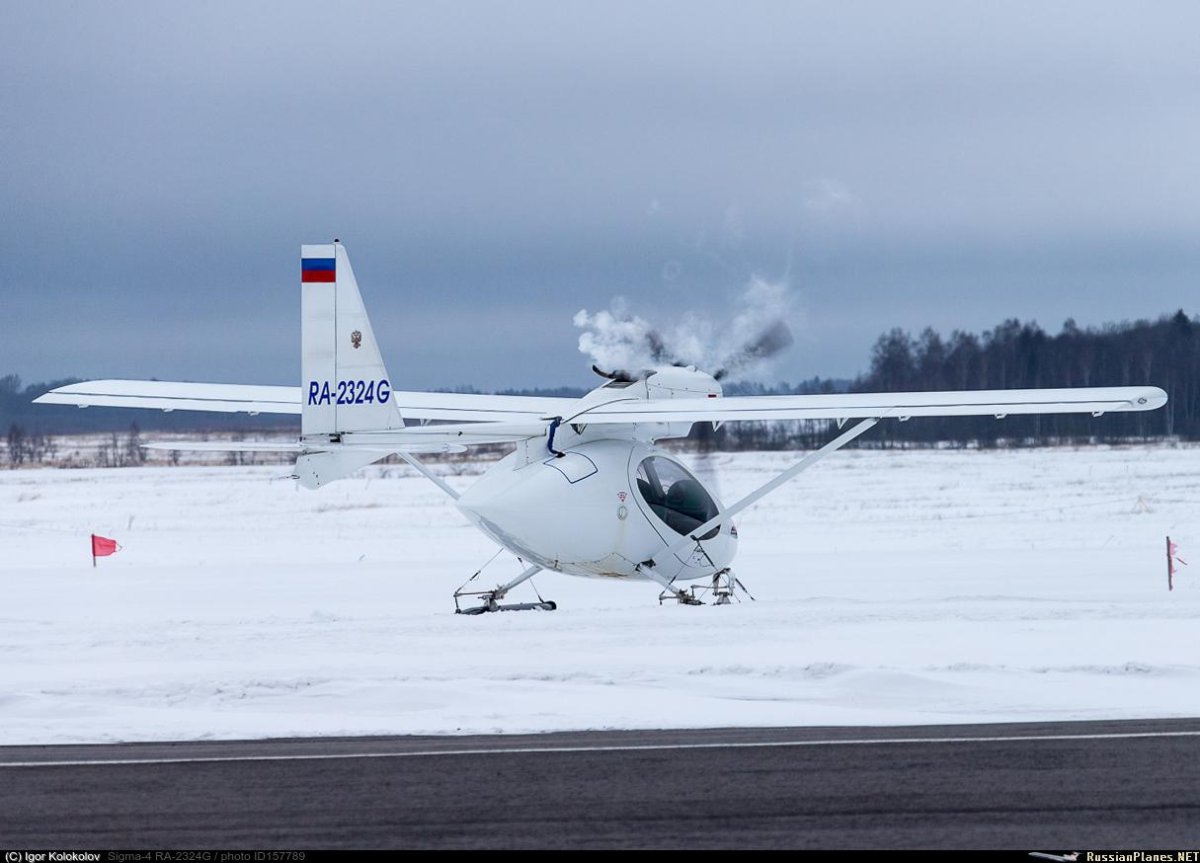 Самолет Сигма 4