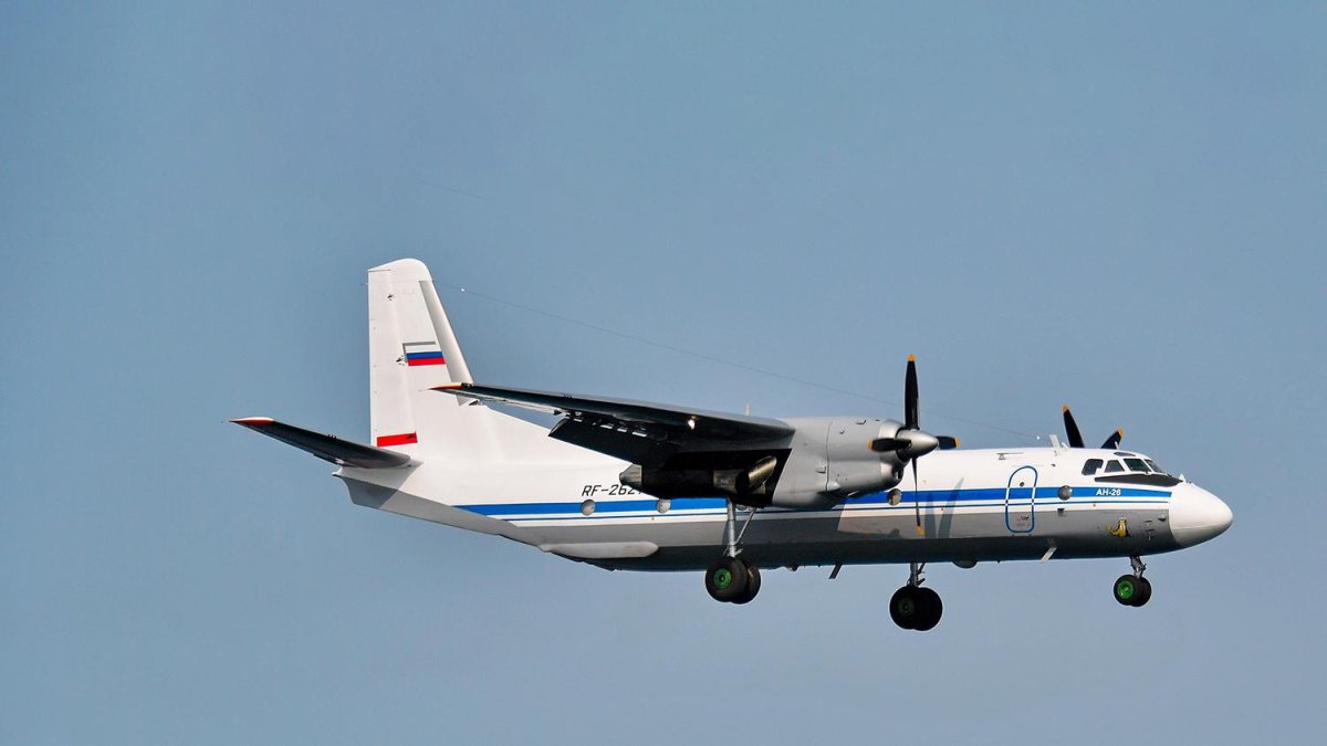 АН-26 пассажирский самолёт