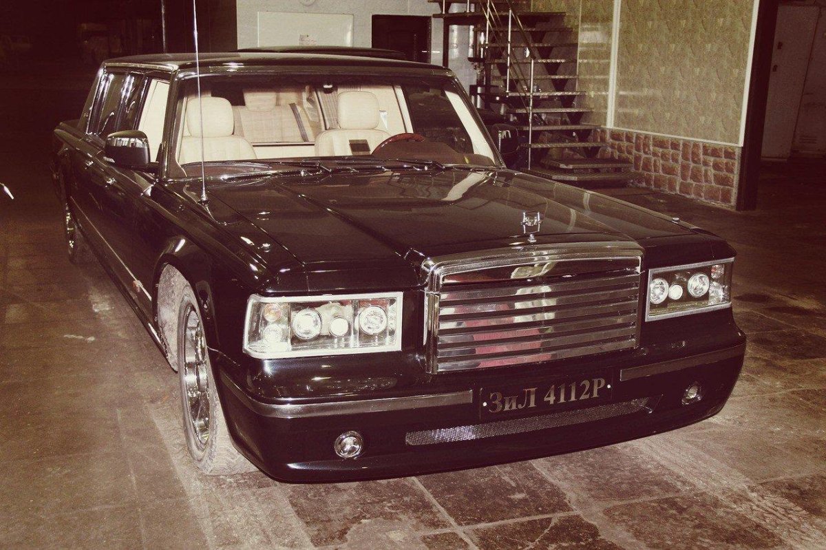 ЗИЛ лимузин 4112