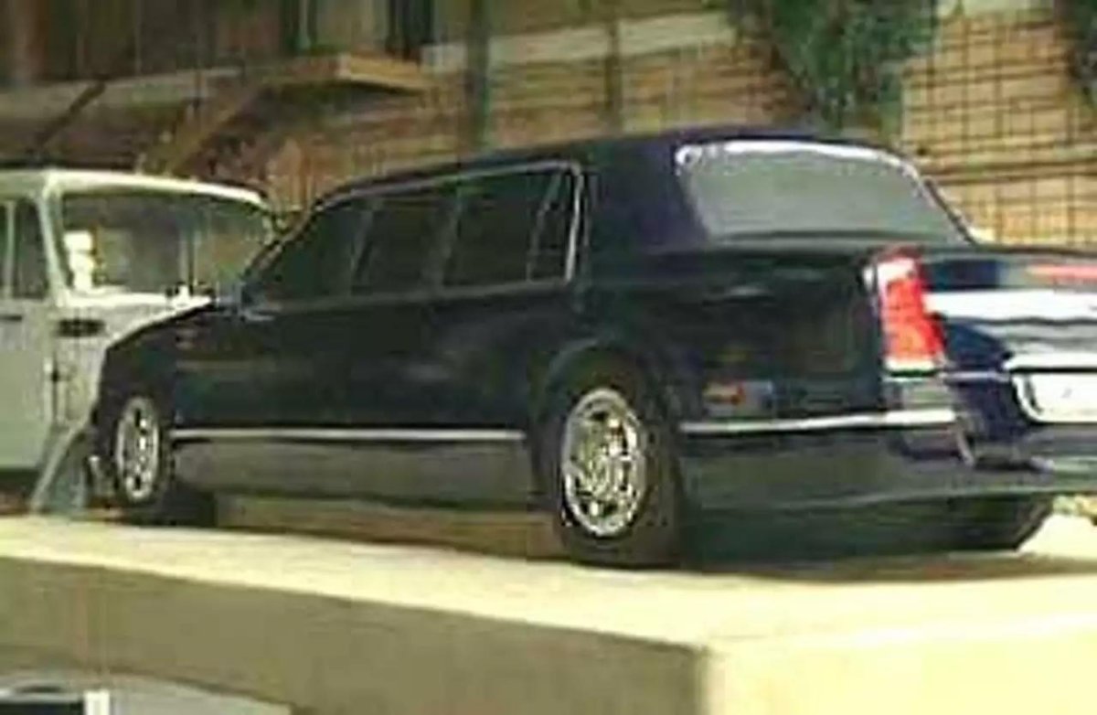 Лимузин ЗИЛ-4102