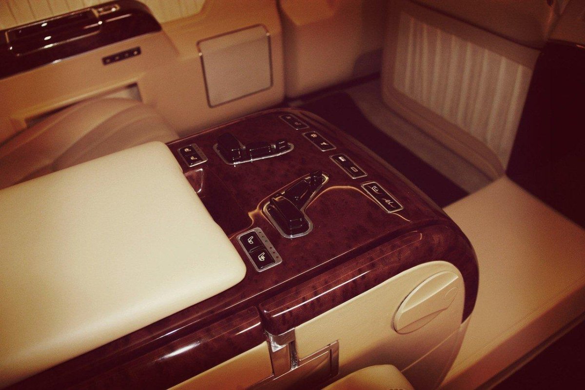 ЗИЛ-4112р лимузин салон