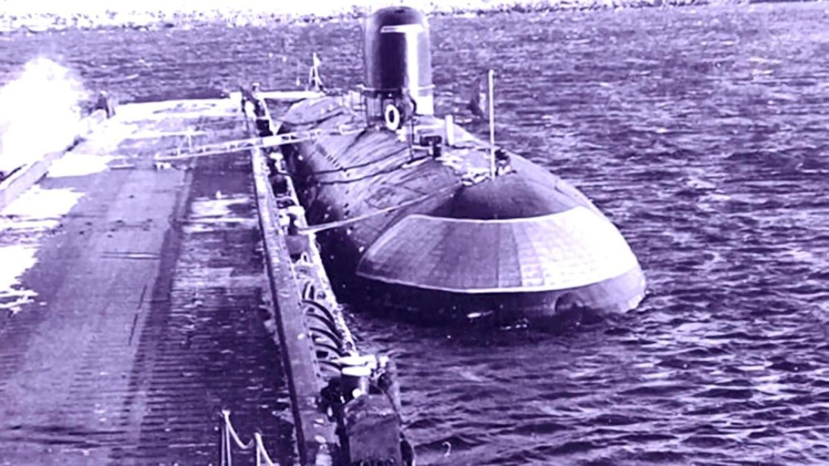 Ленинский комсомол подводная лодка