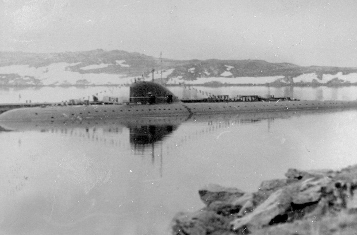 Гремиха база подводных лодок Северного флота