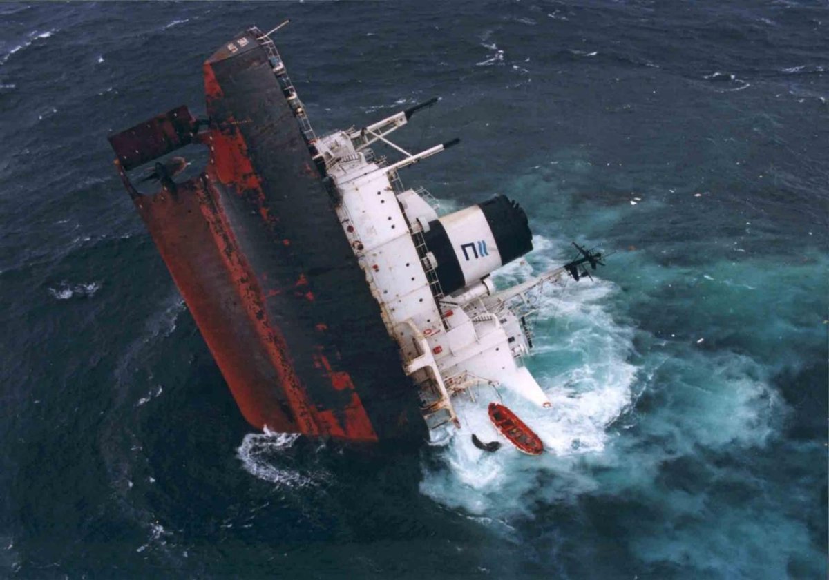Крушение танкера Exxon Valdez