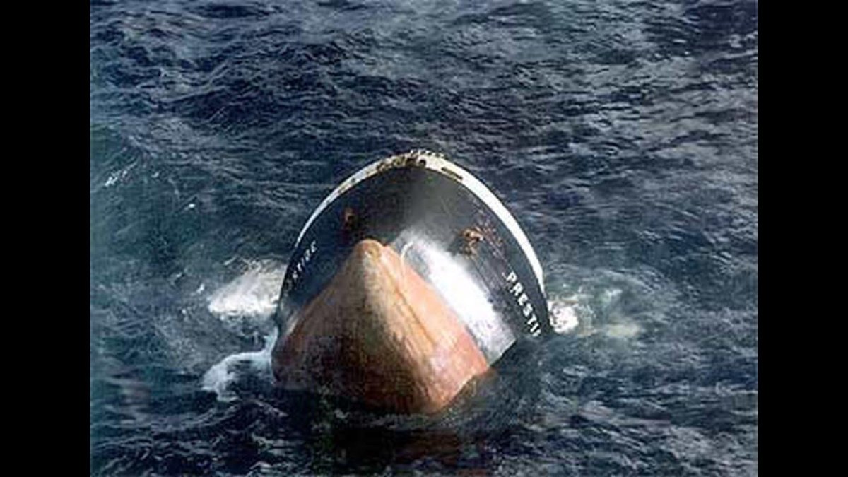 Утечка нефтепродуктов из танкера «Престиж»