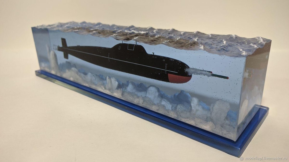 705 Лира лодка