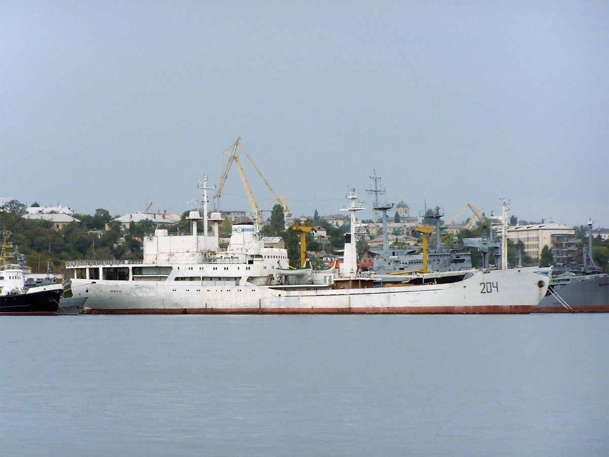 Апшерон корабль