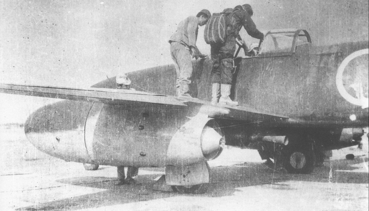 Японский самолет Кикка