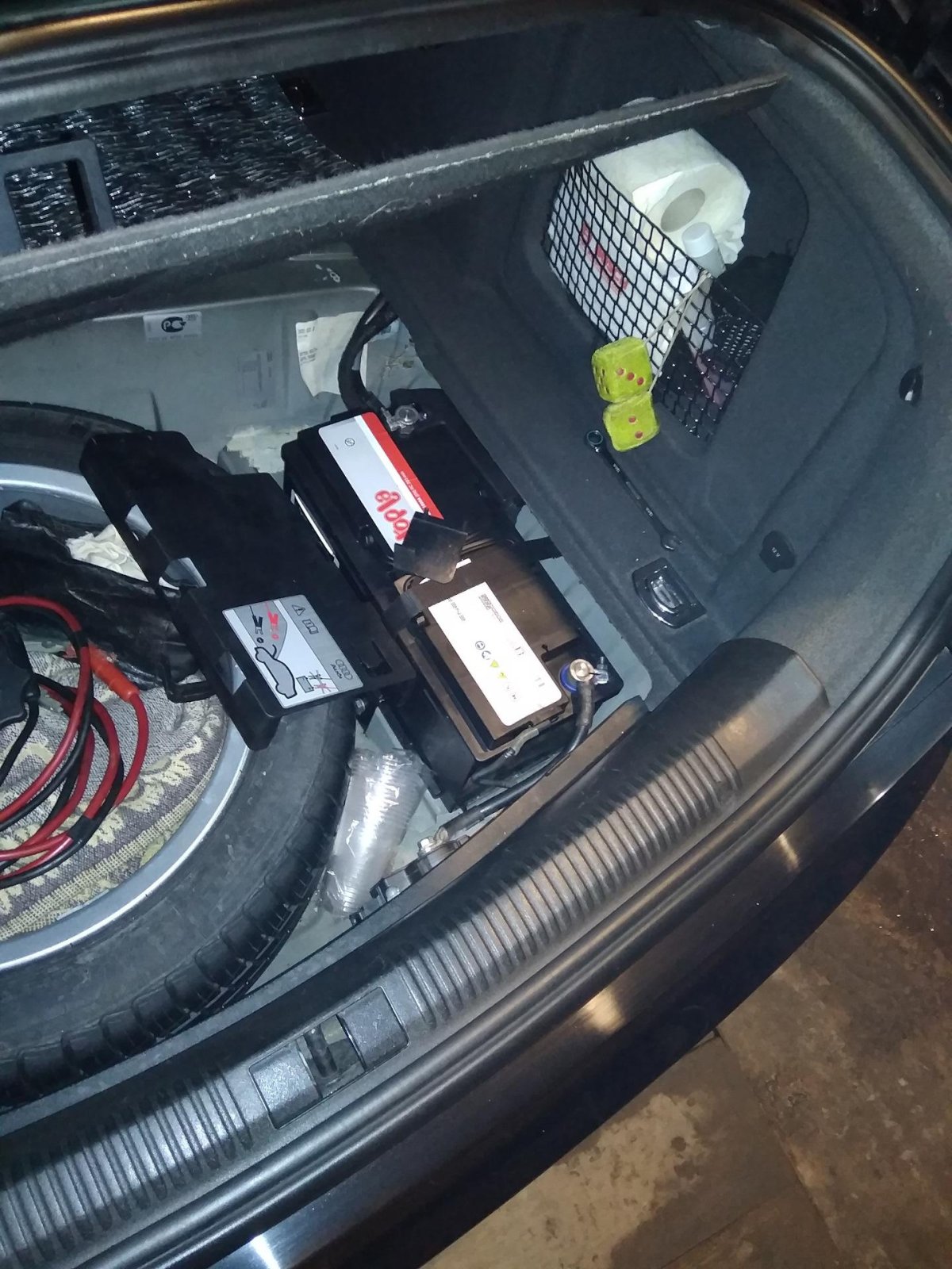 Ауди а6 с6 2007 аккумулятор