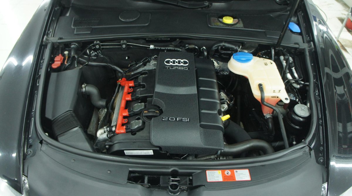 Детейлинг двигателя до и после