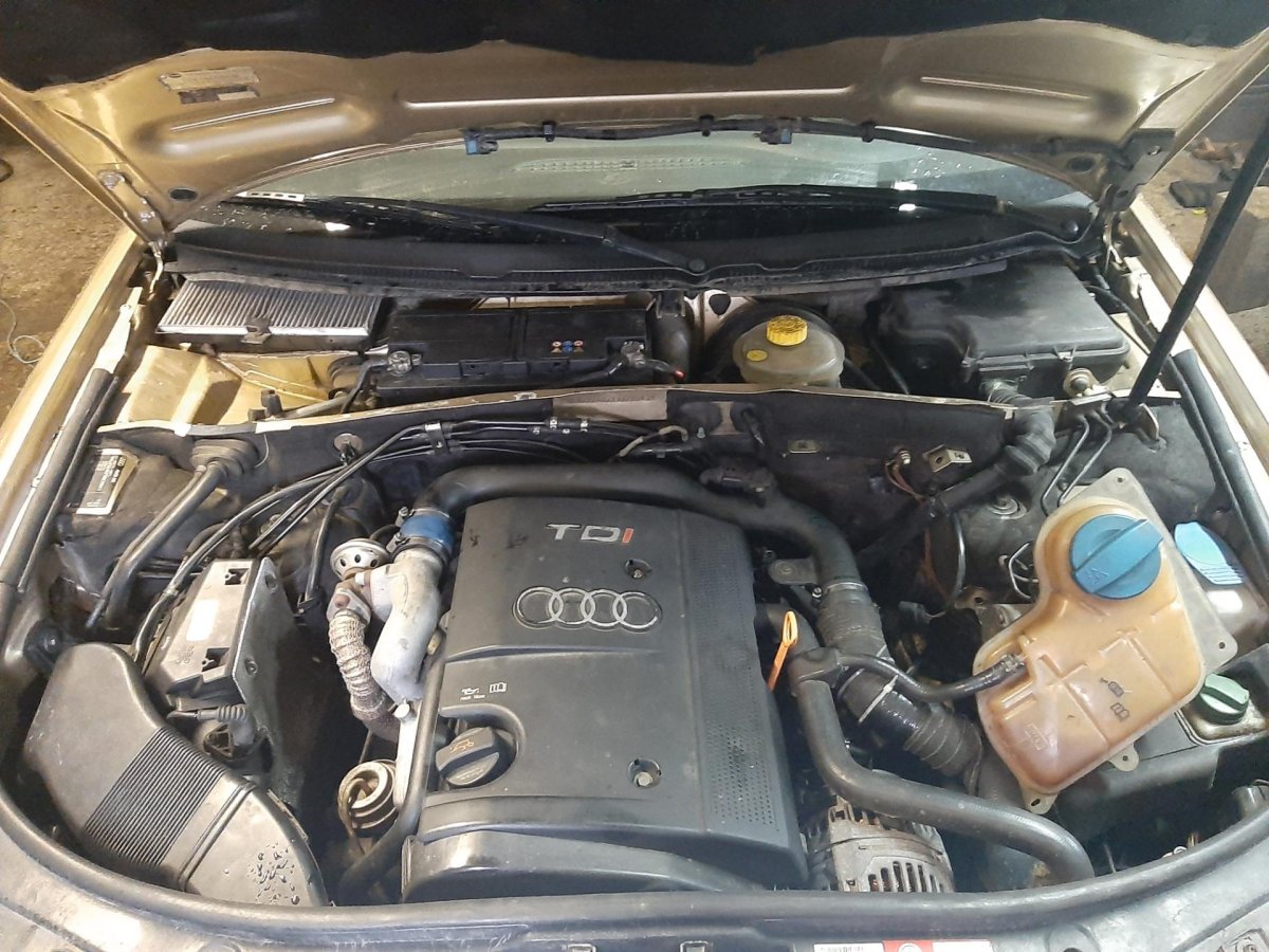 Подкапотное пространство