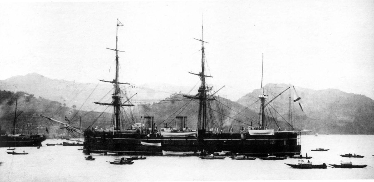 Крейсер Дмитрий Донской на дне