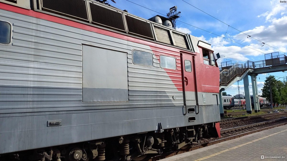 Фирменный поезд Ладога